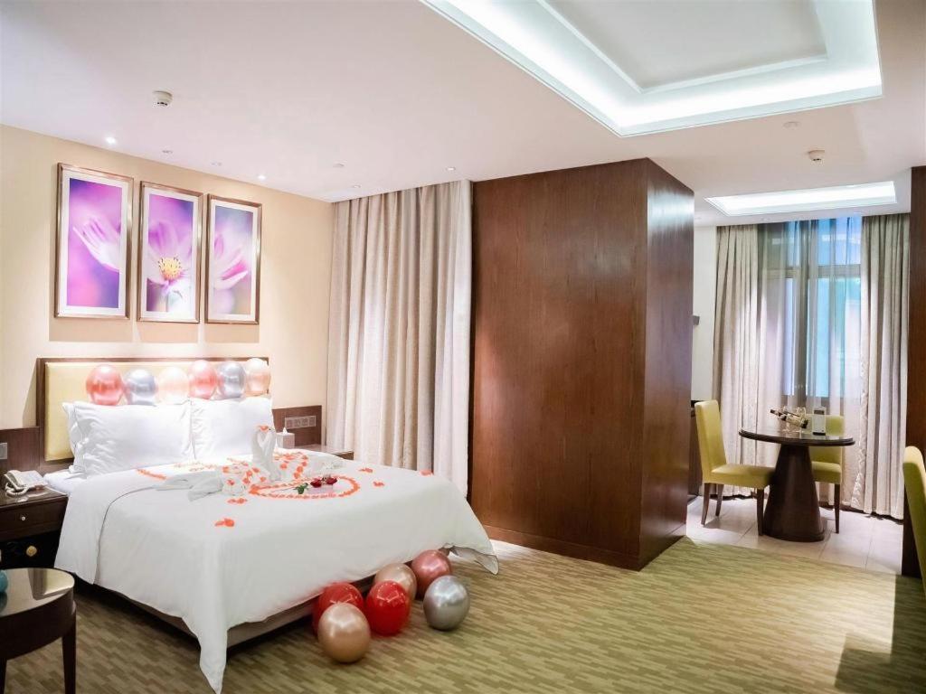 New Regent Hotel Huizhou  Exteriör bild