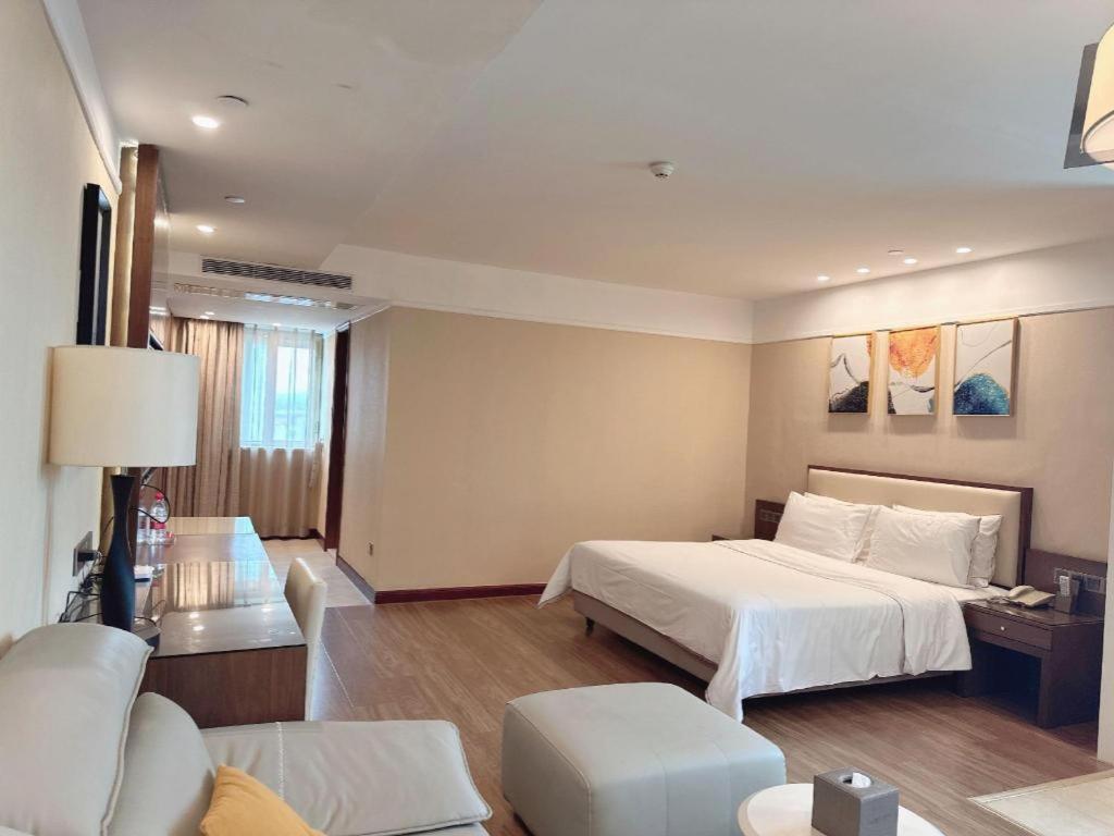 New Regent Hotel Huizhou  Exteriör bild