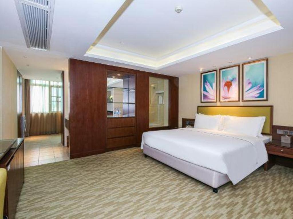 New Regent Hotel Huizhou  Exteriör bild