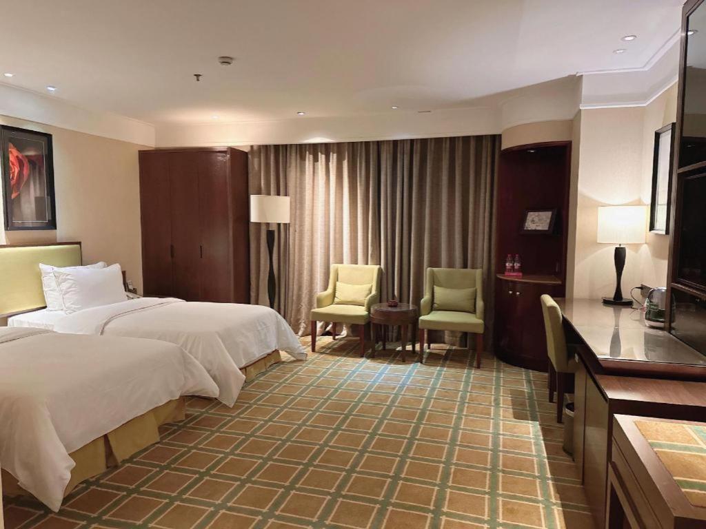 New Regent Hotel Huizhou  Exteriör bild